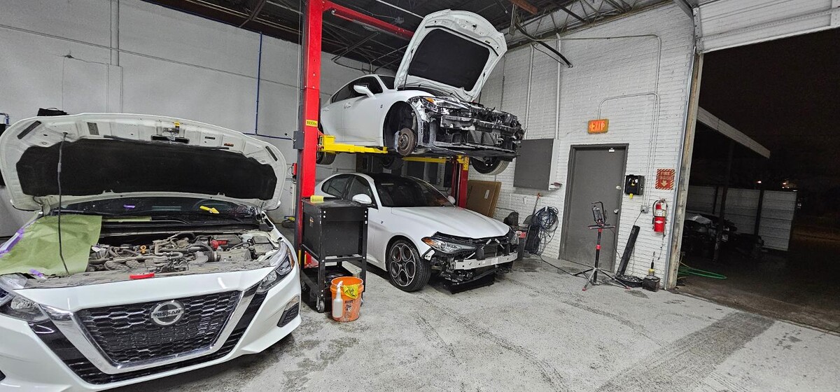 Images Iskom Collision Center