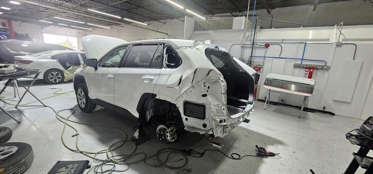 Images Iskom Collision Center