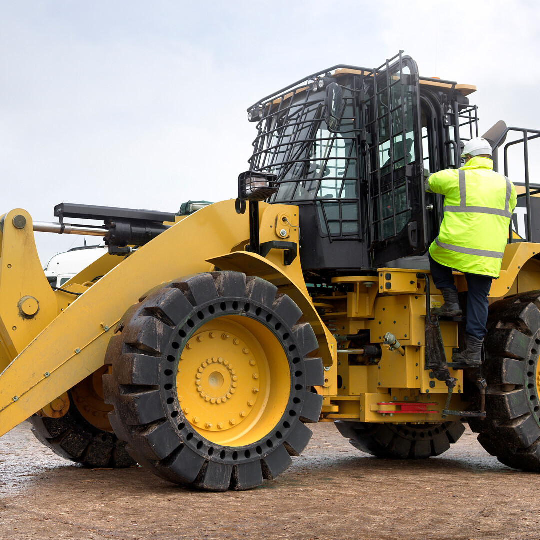 Images Quinn Company - Cat Construction Equipment Riverside