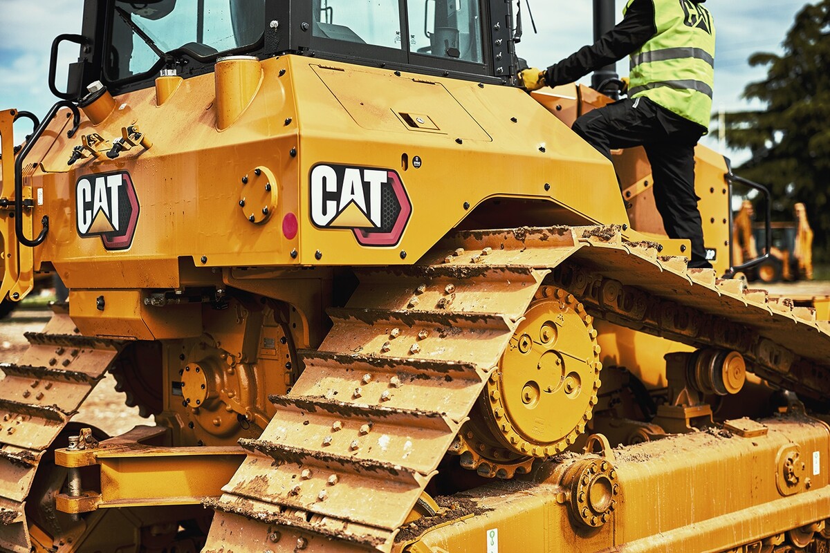 Images Quinn Company - Cat Construction Equipment Riverside