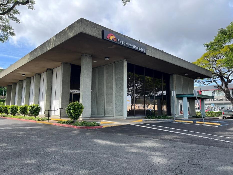 Images First Hawaiian Bank Moanalua Branch