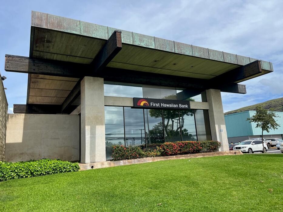 Images First Hawaiian Bank Waianae Branch