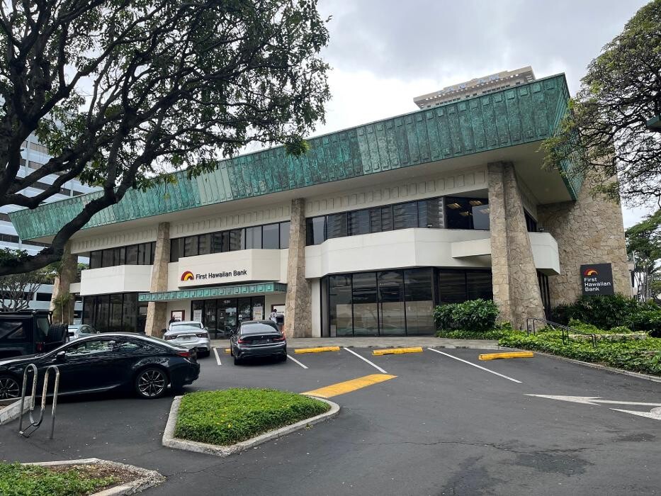 Images First Hawaiian Bank Kapiolani Branch