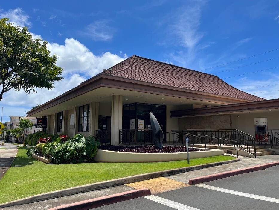 Images First Hawaiian Bank Kahala Branch