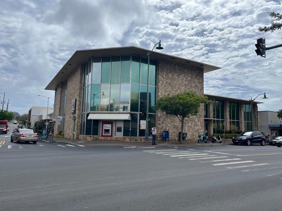 Images First Hawaiian Bank Kaimuki Branch