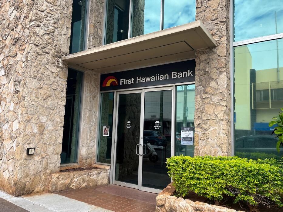 Images First Hawaiian Bank Kaimuki Branch