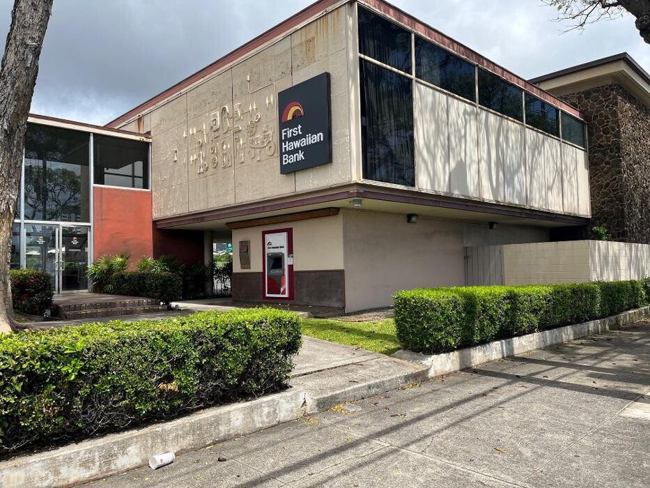 Images First Hawaiian Bank Kalihi Branch