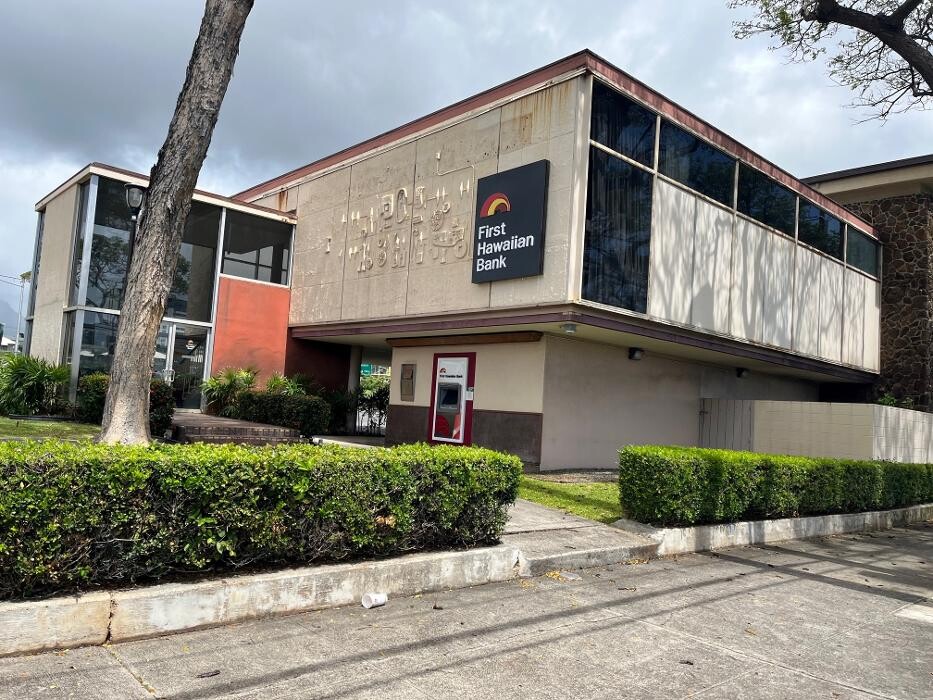 Images First Hawaiian Bank Kalihi Branch