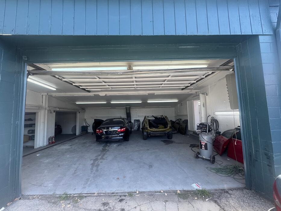 Images A&D COLLISION CENTER