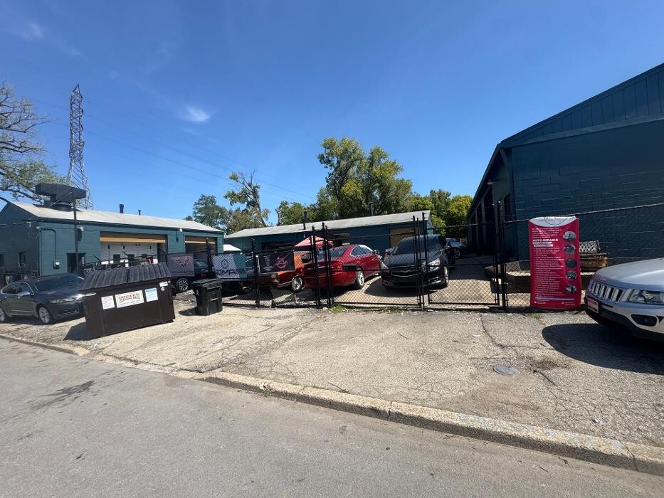 Images A&D COLLISION CENTER