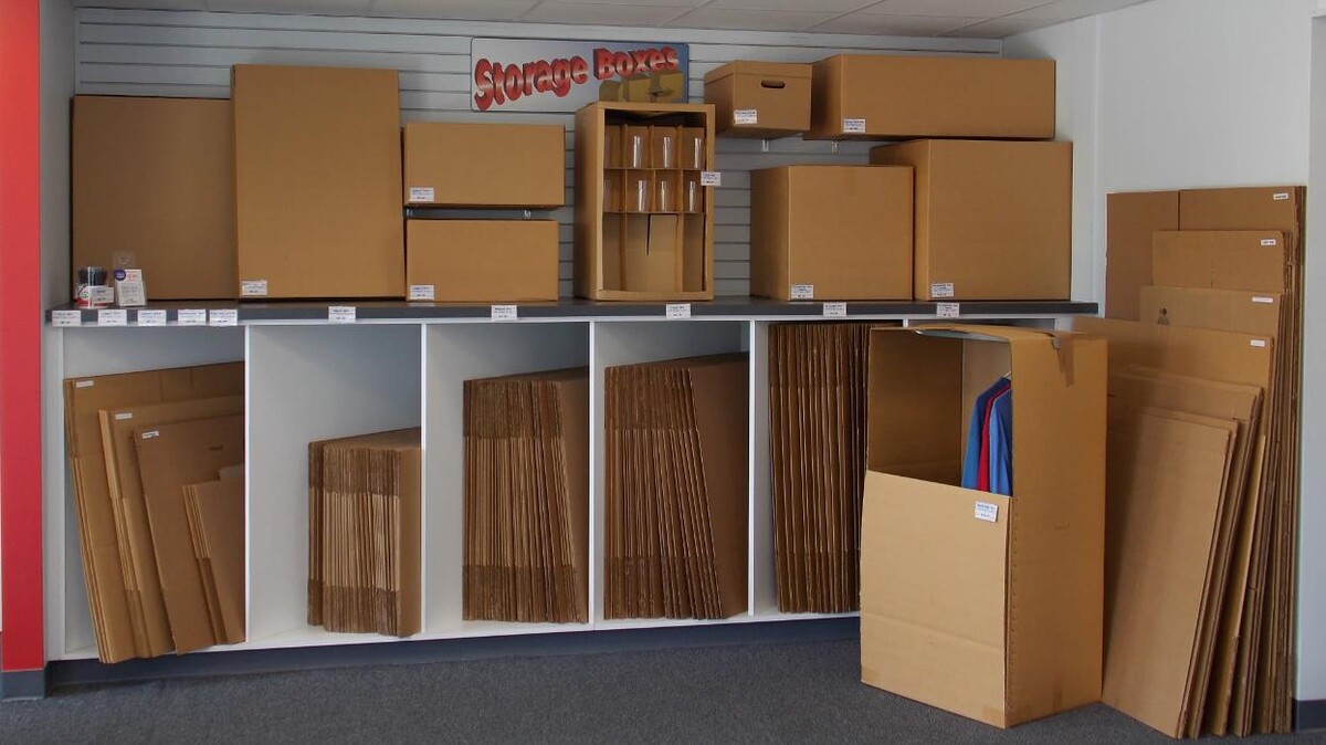 Images Air N' Space Self Storage