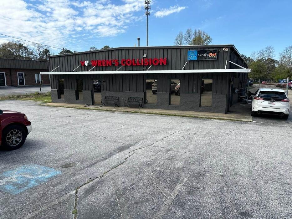 Images Wren's Collision of Snellville