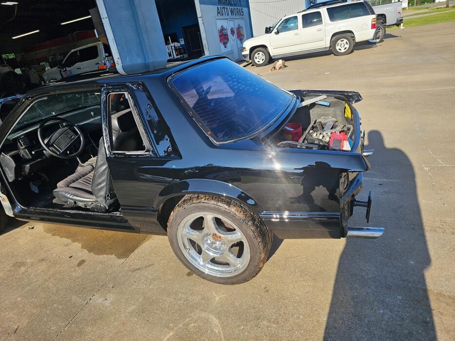 Images MURAL CITY COLLISION CENTER