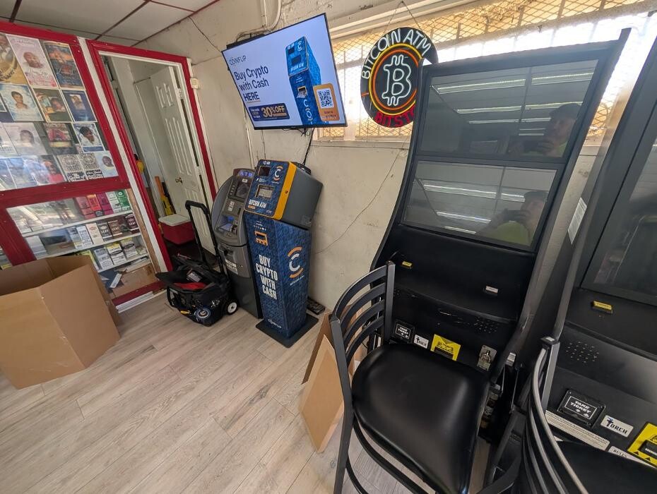 Images CoinFlip Bitcoin ATM - Kingz Korner Store (St. Louis)