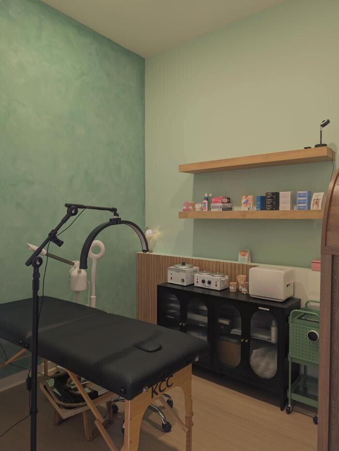 Images Serene Aesthetics Studio by Anastasha