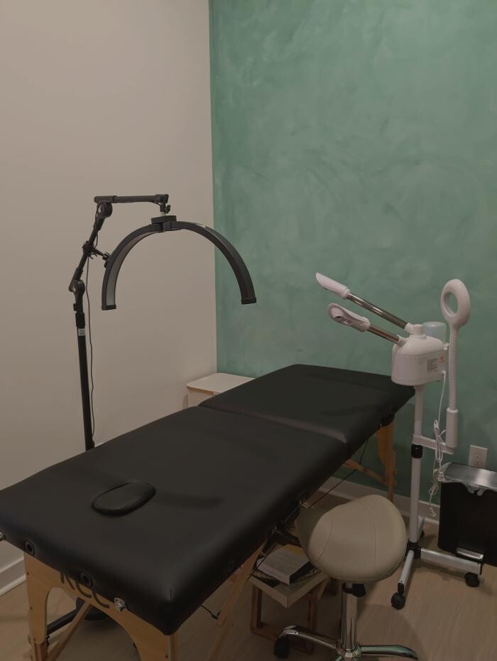 Images Serene Aesthetics Studio by Anastasha