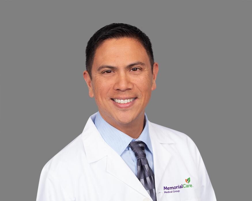 Images Arnold Cuenca, MD