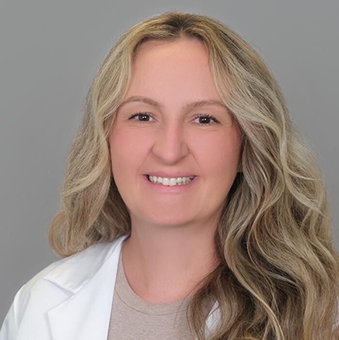 Images Olga Ivesic, DO