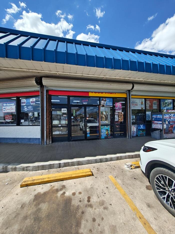 Images CoinFlip Bitcoin ATM - Eagle Mart 53 - Chevron (Gonzales)