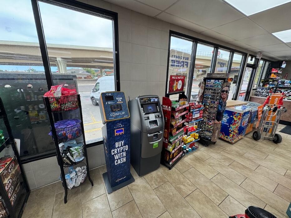 Images CoinFlip Bitcoin ATM - Alta Convenience (Trinidad)