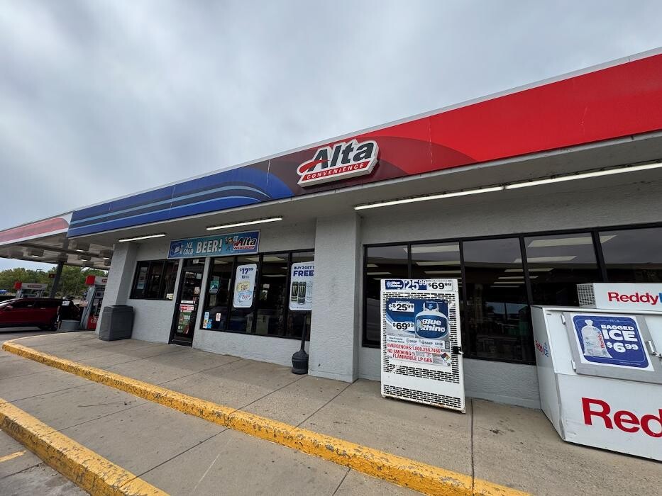 Images CoinFlip Bitcoin ATM - Alta Convenience (Trinidad)