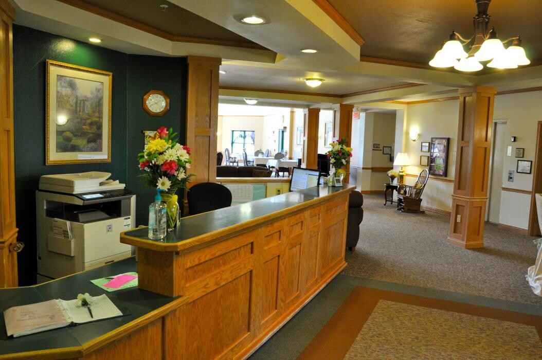 Images Charter Senior Living of Madison