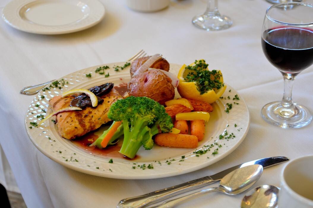 Images Charter Senior Living of Madison