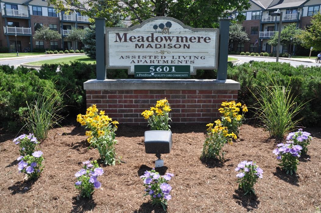 Images Charter Senior Living of Madison