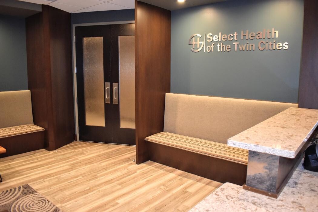 Images Asuta Health - Edina