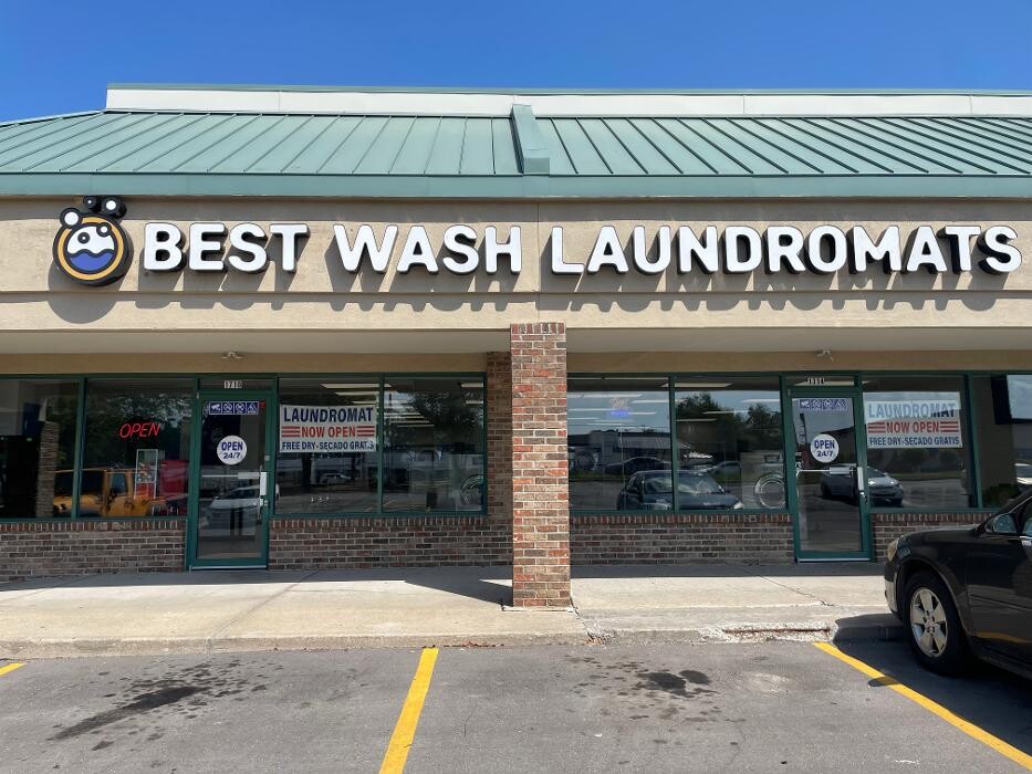 Images Best Wash Laundromats
