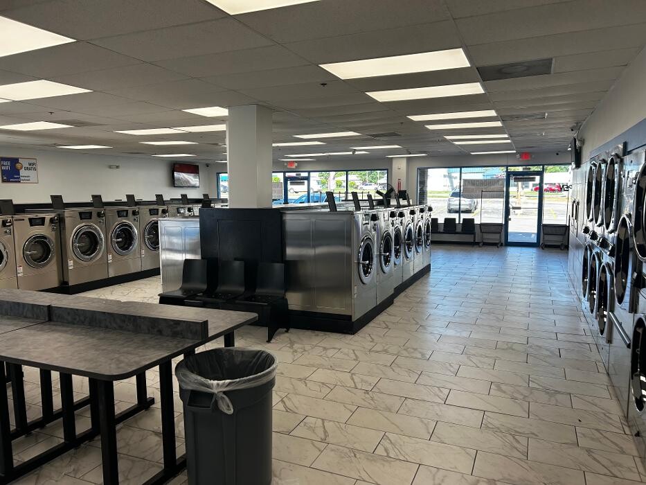Images Best Wash Laundromats