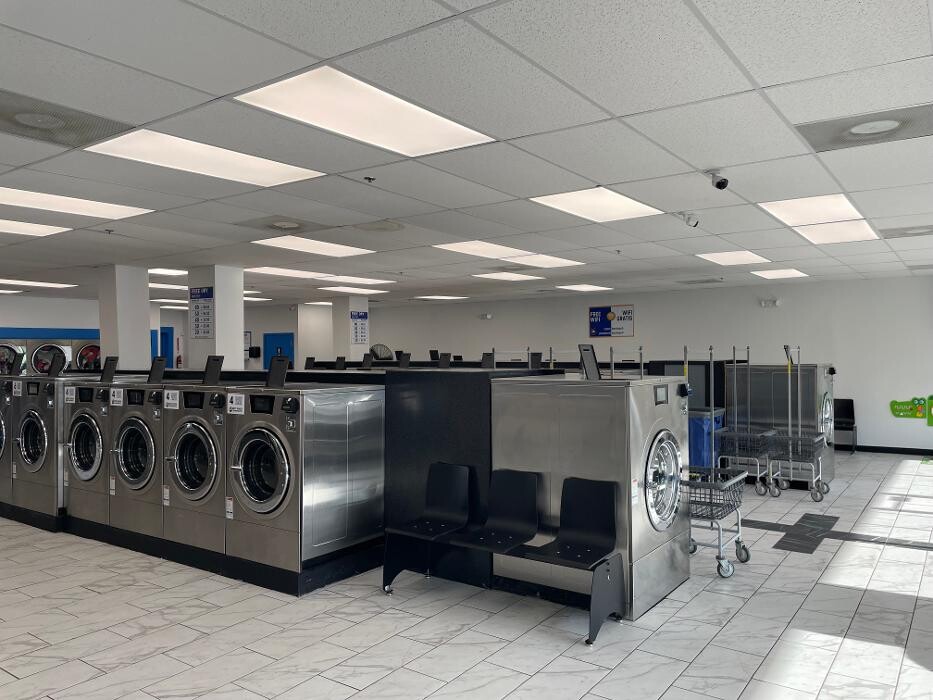 Images Best Wash Laundromats