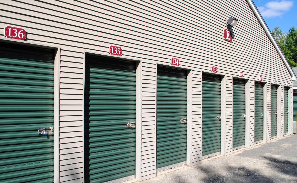 Images 603 Storage - Hudson 84 River Rd
