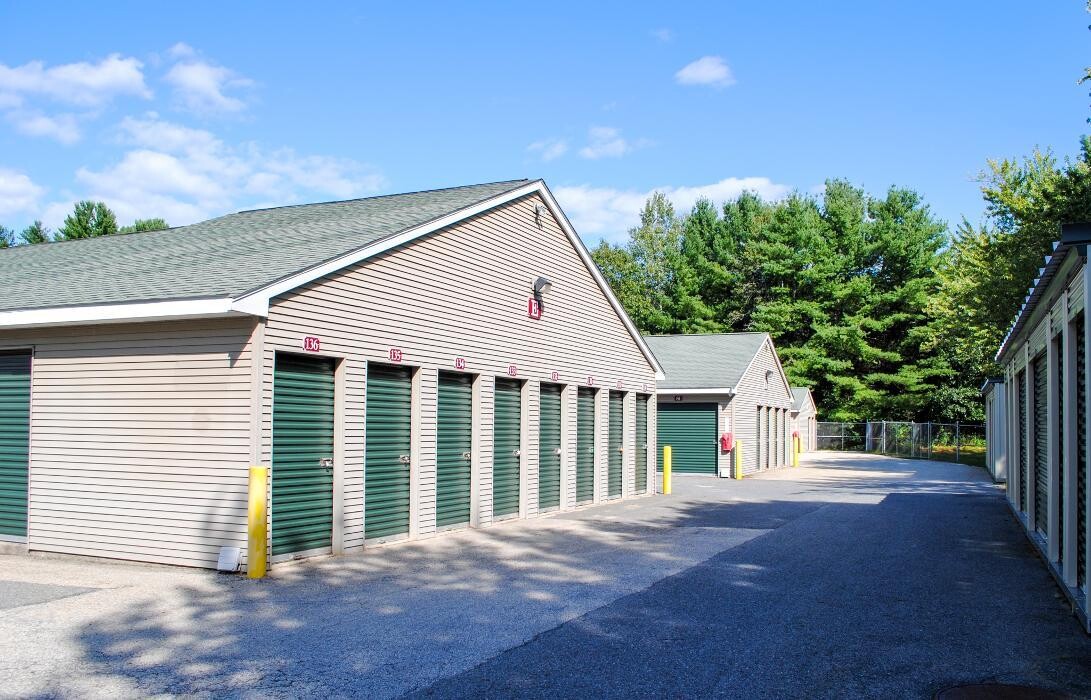 Images 603 Storage - Hudson 84 River Rd
