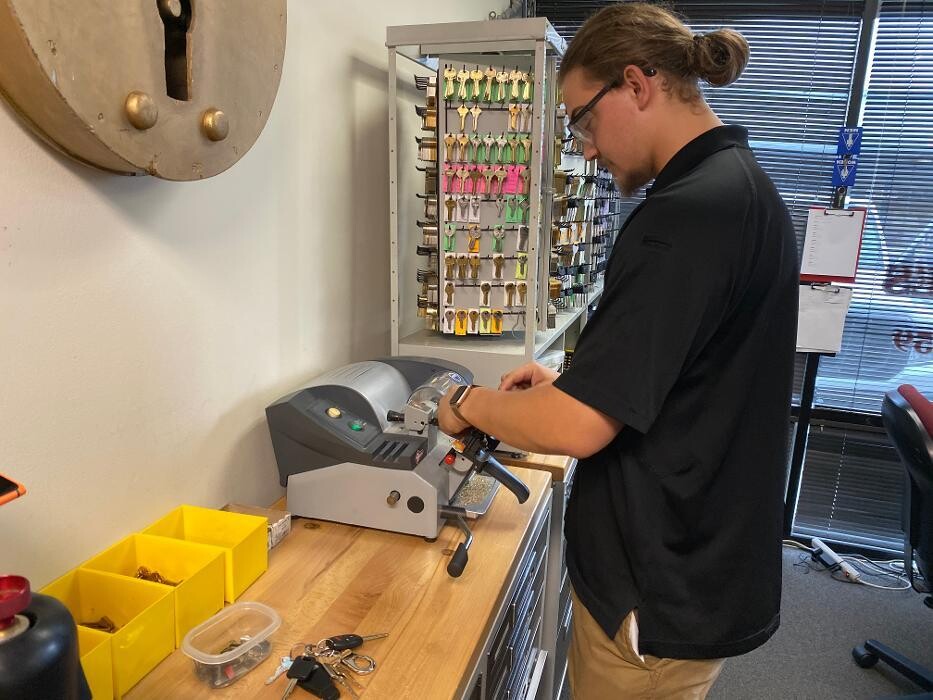 Images Pro-Keys Locksmith Service