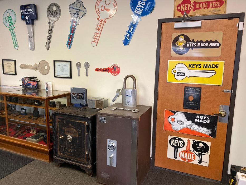 Images Pro-Keys Locksmith Service