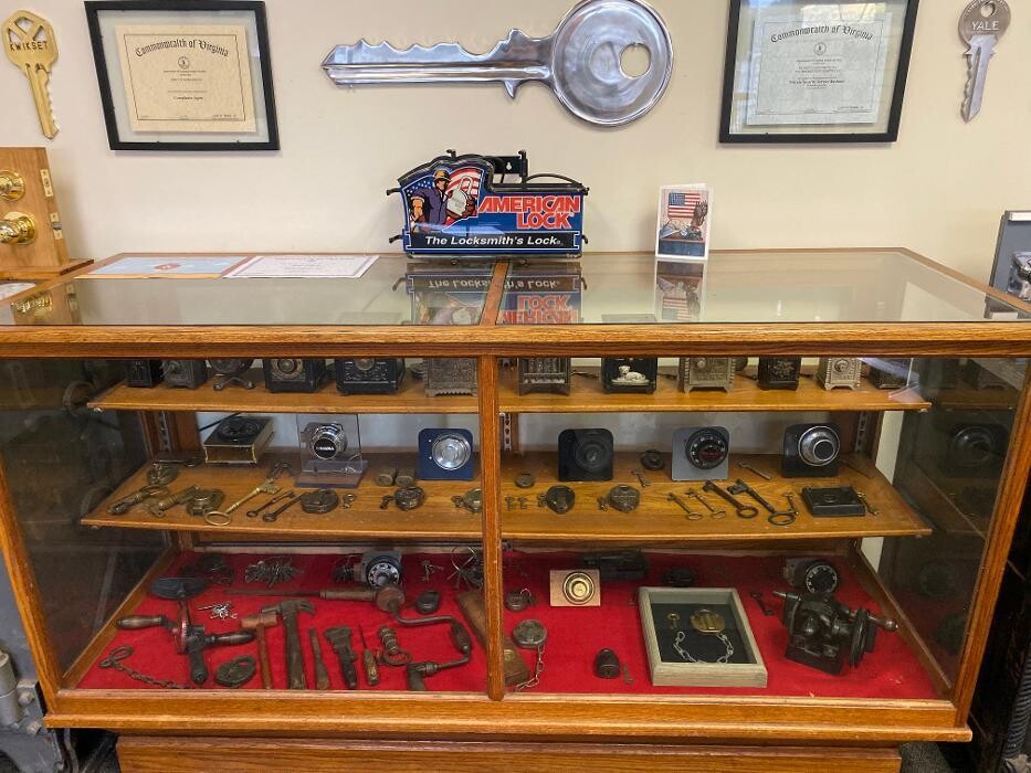 Images Pro-Keys Locksmith Service