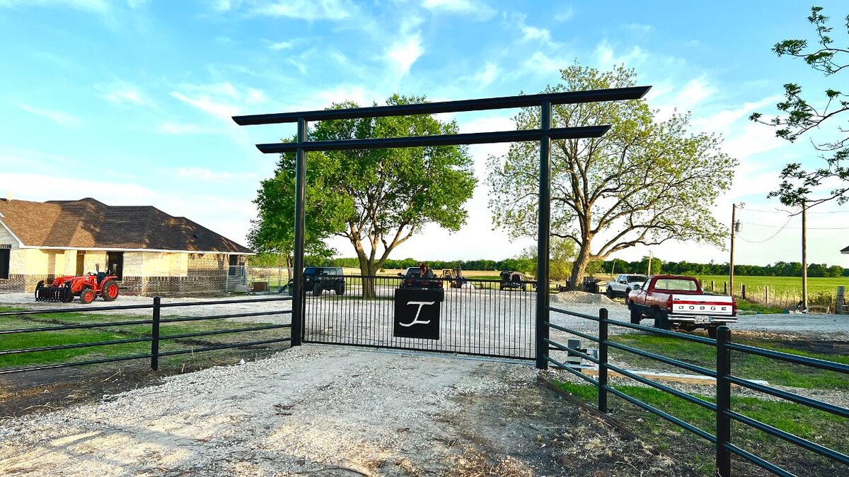 Images Freedom Fencing LLC