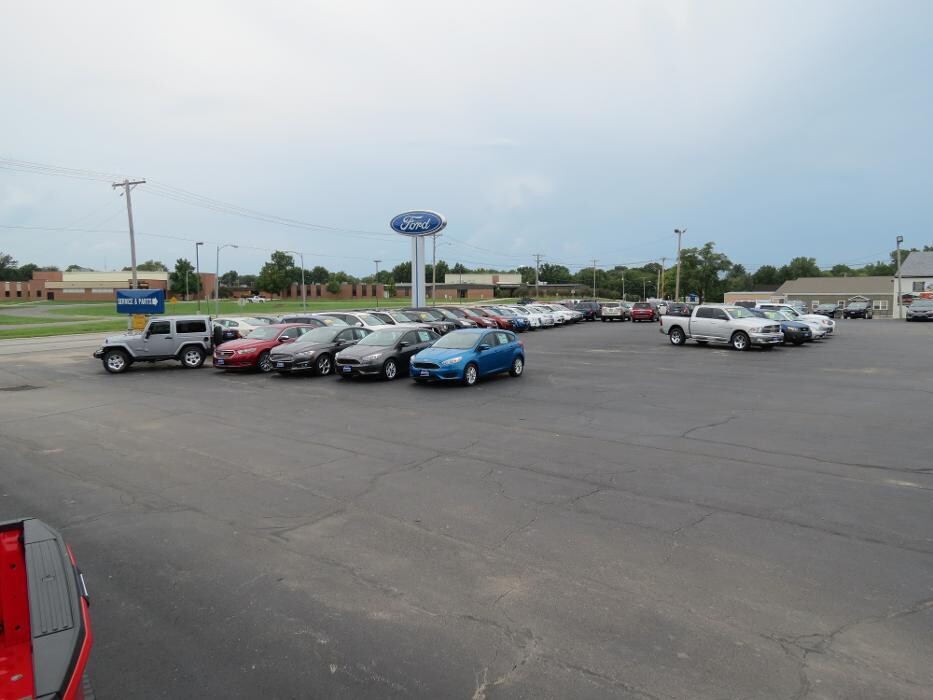 Images Pettijohn Ford of Trenton