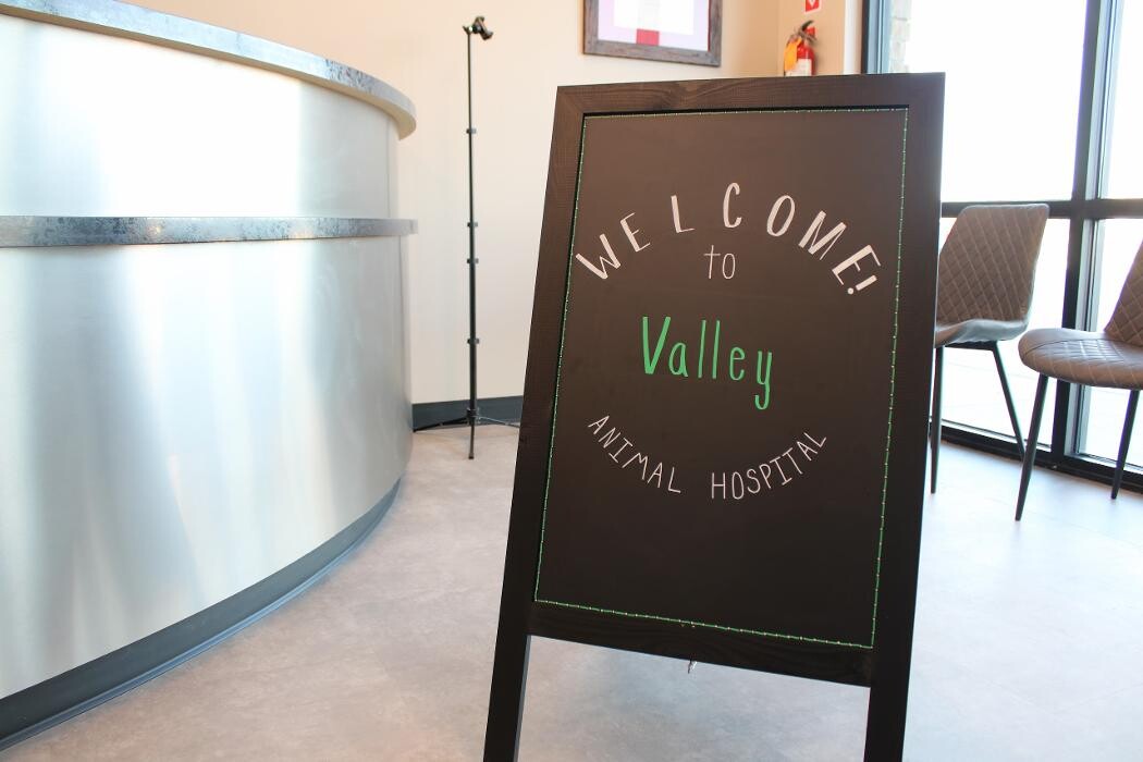 Images Valley Animal Hospital