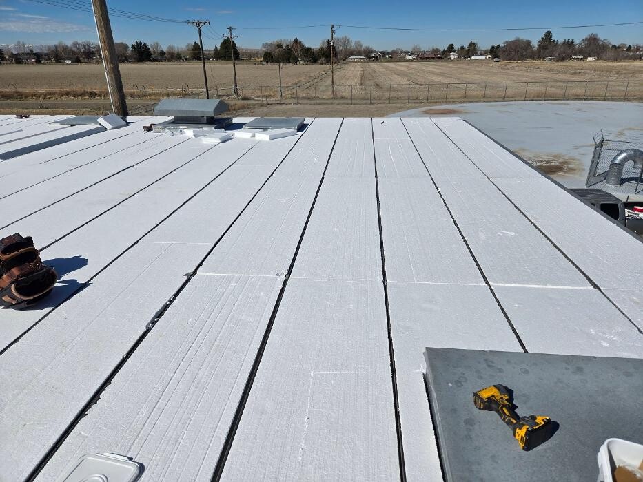 Images Hometown Roofing & Construction