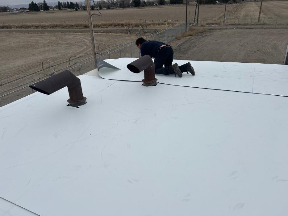 Images Hometown Roofing & Construction