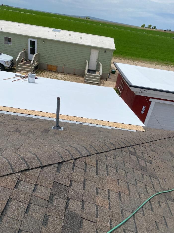 Images Hometown Roofing & Construction