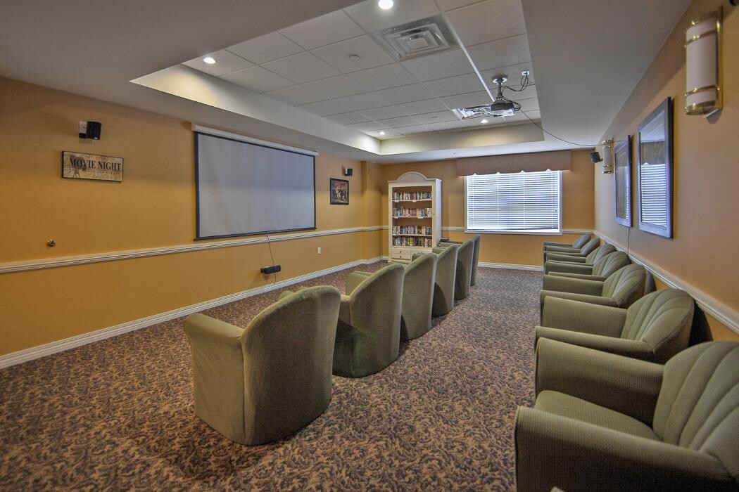 Images Charter Senior Living of Pekin
