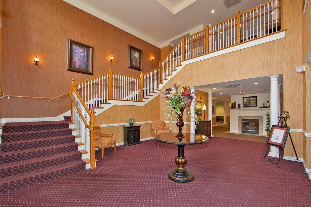 Images Charter Senior Living of Pekin
