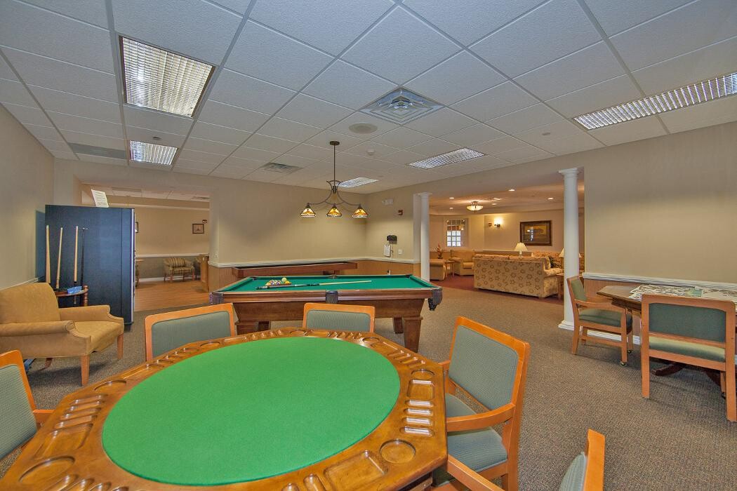 Images Charter Senior Living of Pekin