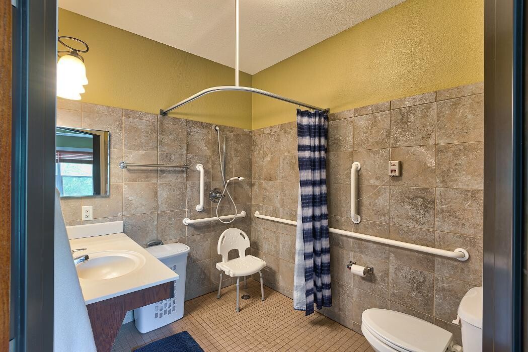Images Water's Edge Assisted Living & Memory Care