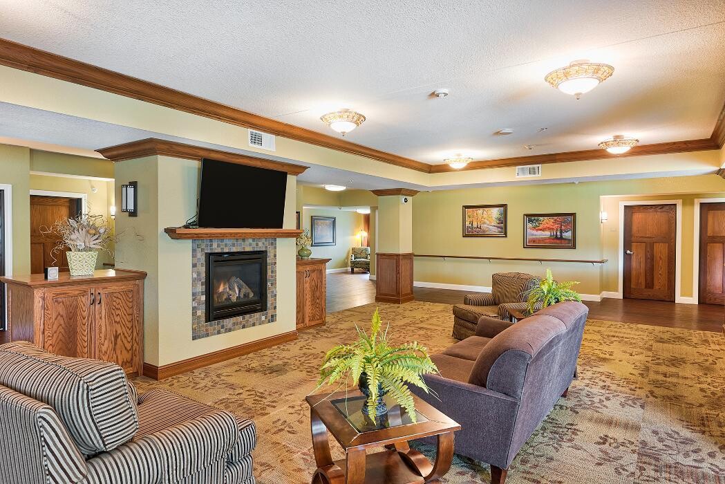 Images Water's Edge Assisted Living & Memory Care