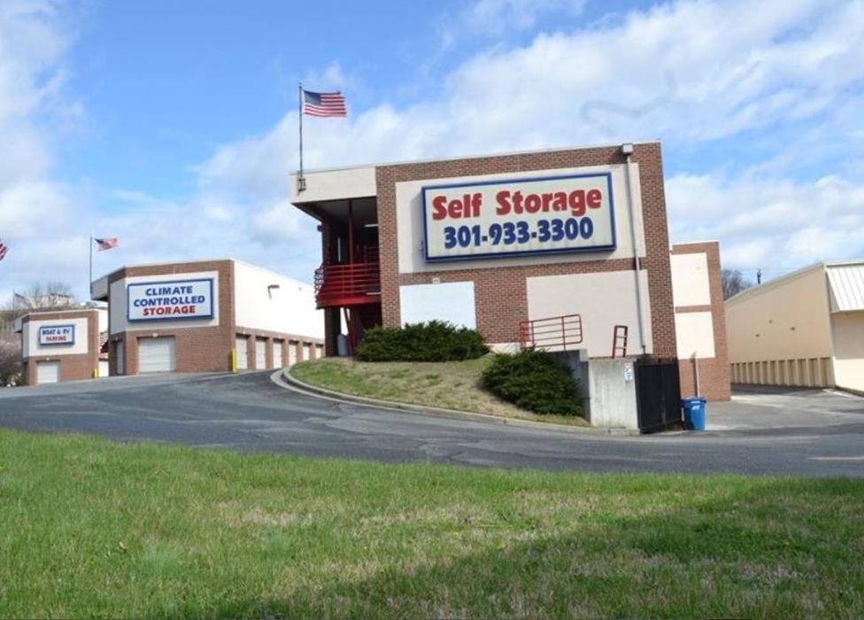 Images Self Storage Plus
