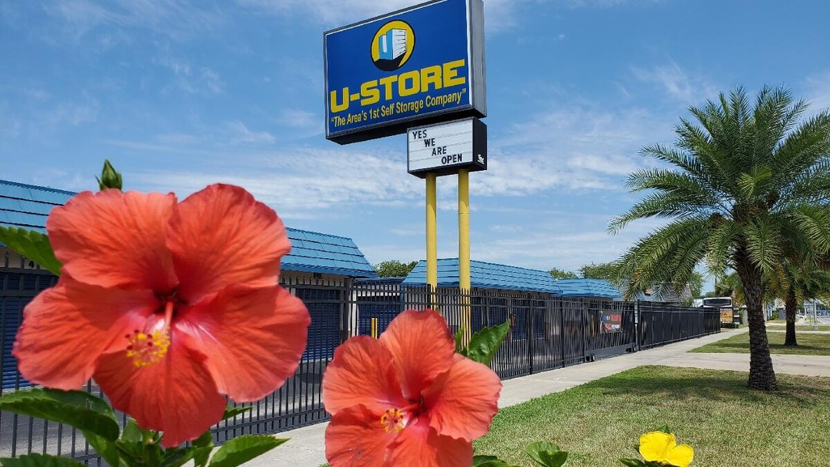 Images U-Store